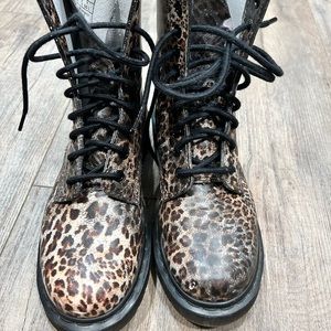 Dr. Marten leopard boots excellent condition 7